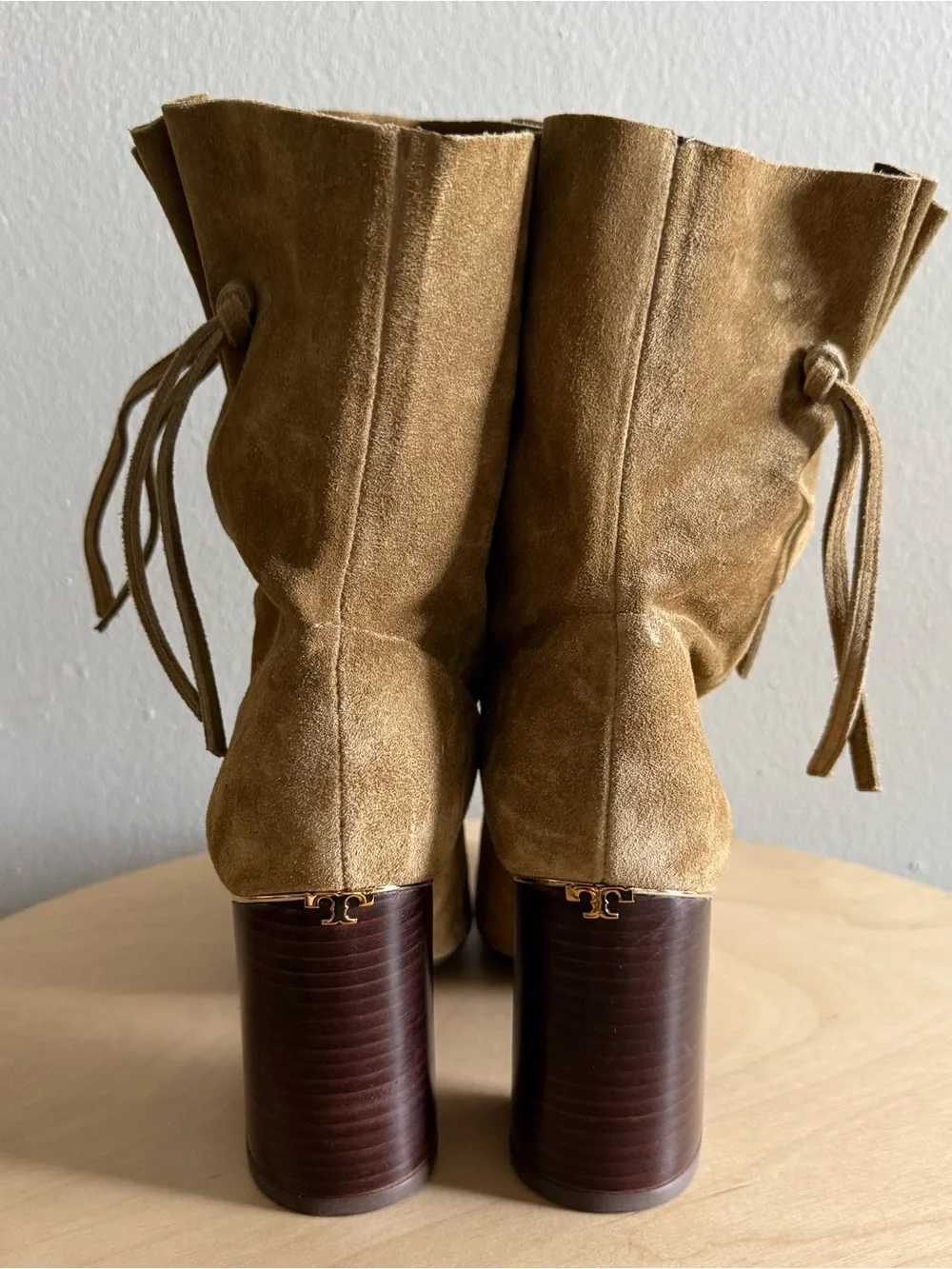 Tory Burch Gigi Slouchy Ankle Suede Boots Size 9.5 Boho Tan